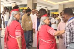 Viral Video: एक आदमी पर आग बबूला हुई जया बच्चन ने गुस्से में कर दी ये कैसी हरकत - image