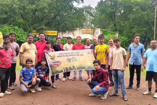 Plantation done in Katni