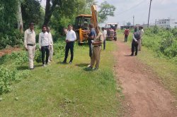 दुस्साहस: बाड़ी लगाकर कर रहा था खेती, करोड़ों की जमीन कराई कब्जामुक्त - image