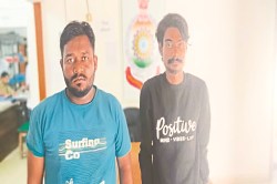 Chhattisgarh News: 2 युवक गिरफ्तार… शराब पीकर बस स्टैंड में मचा रहे थे हुल्लड़ - image