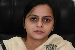 बरेली में खाद संकट नहीं, खेतों तक समय पर पहुंच रहीं उर्वरक की बोरियां,
कालाबाजारी पर 6 लाइसेंस रद्द, 13 निलंबित - image