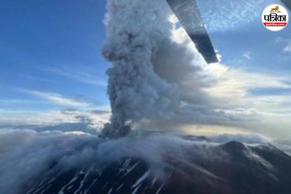 Krasheninnikov Volcano Eruption