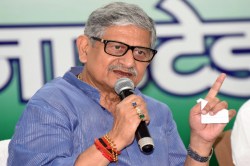 ‘बौखलाना वाजिब, प्रधान कोतवाल डंडा लेकर खड़ा है’: ललन सिंह ने राहुल और तेजस्वी
को भ्रष्टाचार पर घेरा - image