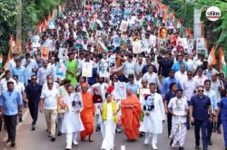 मैं चुप नहीं बैठूंगी, बंगाली भाषा के अपमान के खिलाफ विरोध जारी रहेगा…ममता बनर्जी
ने किया ऐलान - image