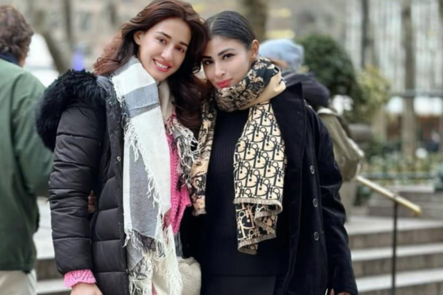 Mouni-Roy-and-Disha-Patani