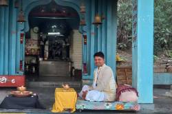 कल शिव योग में मनेगी शनि अमावस्या, कबूलापुल स्थित शनिदेव में तेल और दीप दान
करेंगे भक्त - image