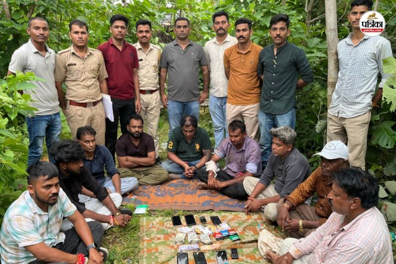 Dungarpur Crime Gujarat People Coming Rajasthan Jungles Played a Game police got a tip-off 9 arrested