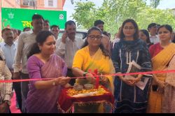 Rakhi Mela: ग्रामीण महिलाओं के उत्पादों को मिला मंच, सचिवालय में शुरू हुआ तीन
दिवसीय राखी मेला - image