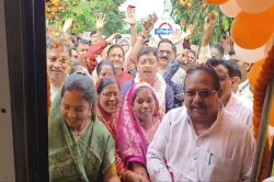Ayodhya Dham: Video: रामलला के दर्शन करने महापौर समेत सभी पार्षद स्पेशल ट्रेन से
निकले अयोध्या, मंत्री लक्ष्मी राजवाड़े ने किया रवाना - image