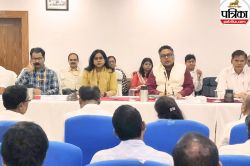 बिहार में राजस्व महा–अभियान इस दिन से होगा शुरू, पढ़िए ACS ने पंचायत
प्रतिनिधियों को लेकर क्या कहा - image