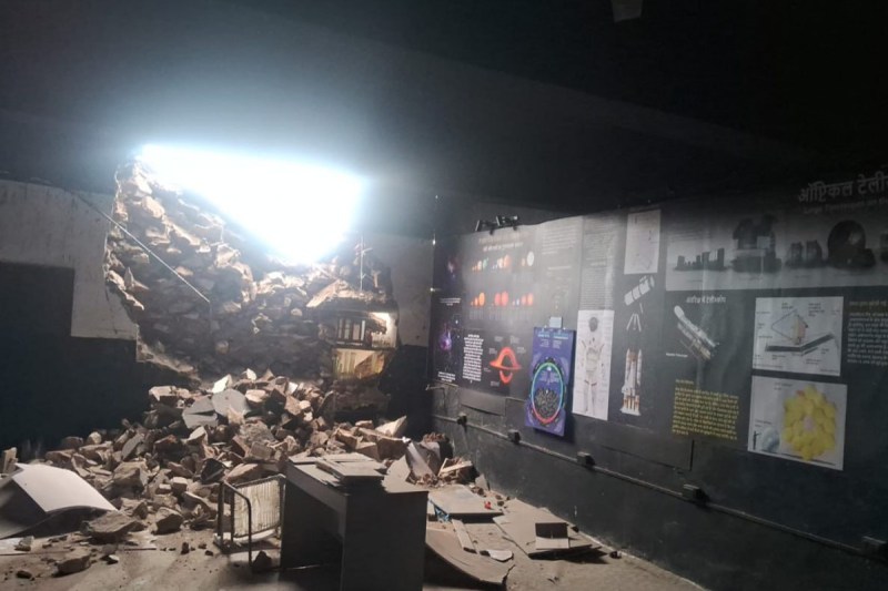 School roof collapsed in Banswara