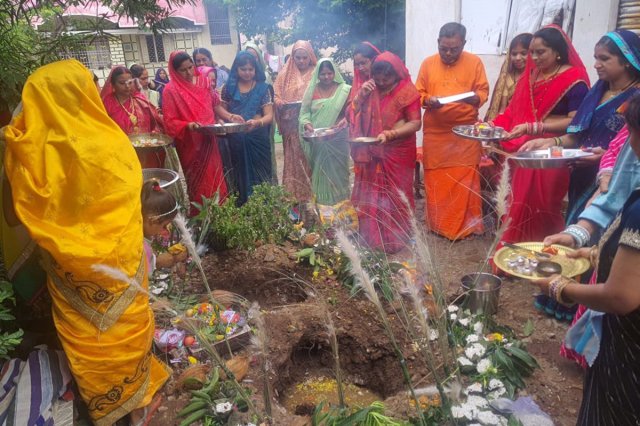 Kamarchhat (Halshasthi) fast worship