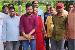 प्राइवेट बैंक के बाहर छुट्टी का बोर्ड…फरार हुए तीन पार्टनर, डेढ़ हजार लोगों से
करोड़ों की ठगी - image