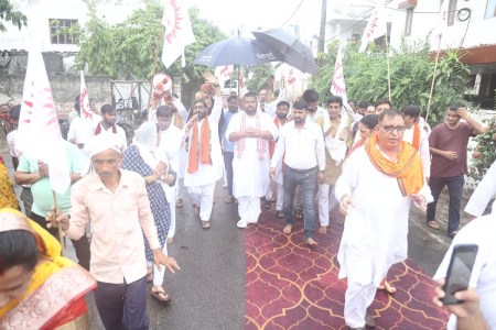 Vijnan Dev Maharaj in Lucknow      फोटो सोर्स : Patrika 