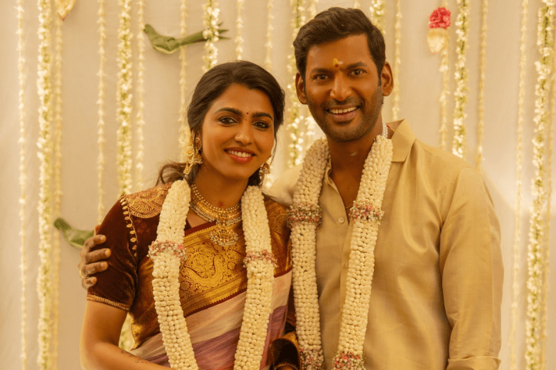 Vishal got engaged to Sai Dhanshika