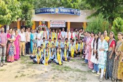 विद्यालय में बनी बाल संसद, मंत्रिमंडल ने ली शपथ - image