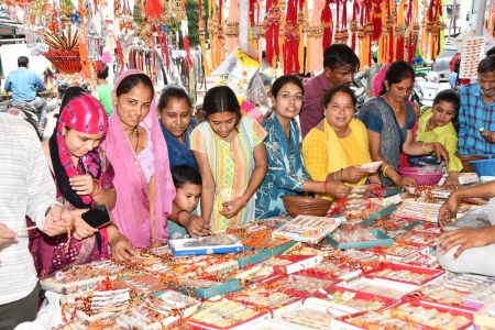 Before Rakshabandhan, sisters thronged the market....purchasing of Rakhis, gifts and coconuts increased