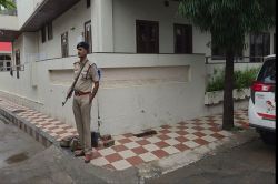 सूचना लीक होने से गायब हुए महत्वपूर्ण दस्तावेज, ढाई सौ करोड़ का टैक्स चोरी का
खुलासा - image