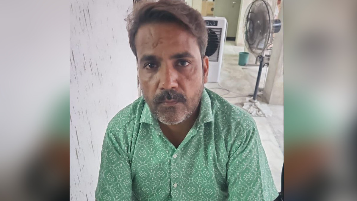 acb action in udaipur