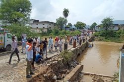 सरिस्का क्षेत्र में जमकर हुई बारिश, भर्तृहरि पुलिया क्षतिग्रस्त - image