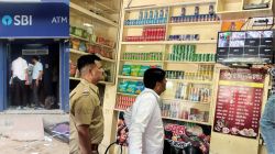 Rajasthan : सीसीटीवी पर छिड़का ब्लैक स्प्रे: एटीएम उखाड़ ले गए चोर, भरी थी 12
लाख की राशि - image