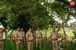 यूपी के इस जिले में बेर के पेड़ से लटकी मिलीं प्रेमी-प्रेमिका की लाशें, परिजनों
ने लगाया हत्या का आरोप, जाने पूरा मामला - image