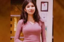 अलवर की बीटेक की छात्रा का गुरुग्राम के एक हॉस्टल में मिला शव, जन्मदिन की पार्टी
से आने के बाद नहीं खोला गेट - image