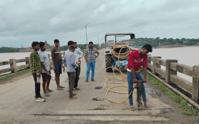 Narmada Bridge closed on Indore Betul National Highway 47 at Handia