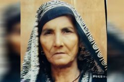 दरोगा की मां की गला रेतकर हत्या, जेवर लूटकर फरार हुए बदमाश, गांव के हिस्ट्रीशीटर
पर शक - image