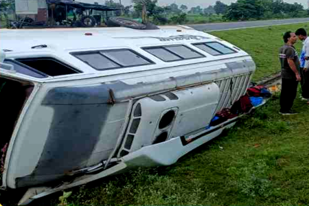 Mahakal Devotees Bus Overturned