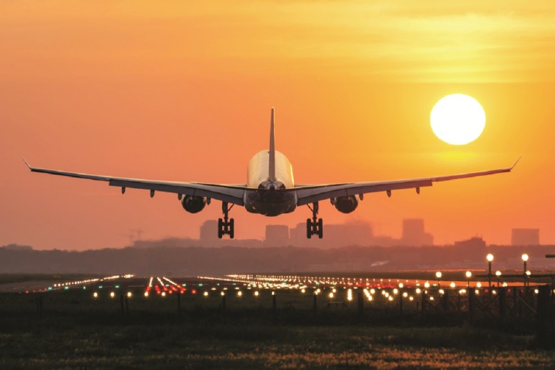 Raipur Airport: रायपुर एयरपोर्ट पर एक हफ्ते में 50 हजार से ज्यादा ने किया सफर, महानगरों के लिए सबसे ज्यादा यात्री