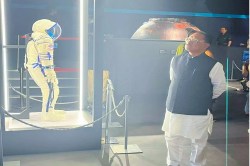 CG News: मुख्यमंत्री विष्णुदेव साय ने डीप स्पेस – टू द मून एंड बियॉन्ड प्रदर्शनी
का किया अवलोकन,जापान की जेट्रो कंपनी को प्रदेश में निवेश के लिए किया आमंत्रित - image
