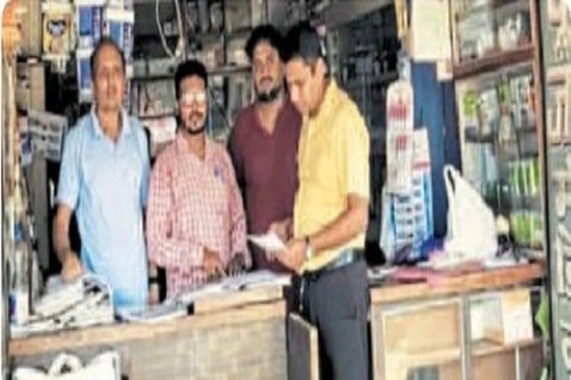 CG News:मेडिकल स्टोर में छापा, नशीली दवाओं का जखीरा बरामद