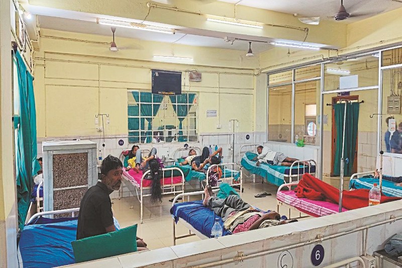 CG News: बदलते मौसम में बढ़ा वायरल फीवर व डायरिया का प्रकोप, अब तक तीन मौतें, हर गांव में मिल रहे मरीज