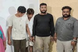 CG Crime: पाकिस्तान से रायपुर ड्रग्स का कारोबार, मुख्य डीलर सहित पांच आरोपी
गिरफ्तार - image