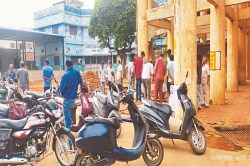 Raipur News: रायुपर के इस इलाके में दो दिन से नहीं मिल रहा पानी, जोन कार्यालय
पहुंचकर प्रदर्शन कर विरोध दर्ज कराया - image