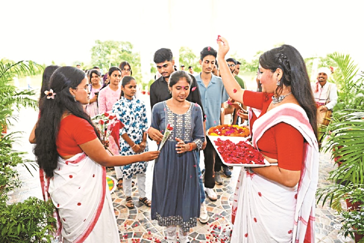 CG News: आईजीकेवी में इंडक्शन प्रोग्राम, कृषि सिर्फ खेती नहीं, इसमें रिसर्च और एआई जैसी संभावनाएं भी छिपी,