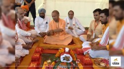 संभल पहुंचे मुख्यमंत्री योगी आदित्यनाथ, 546 करोड़ की योजनाओं की सौगात, शाही जामा
मस्जिद का हेलिकॉप्टर से किया सर्वे - image