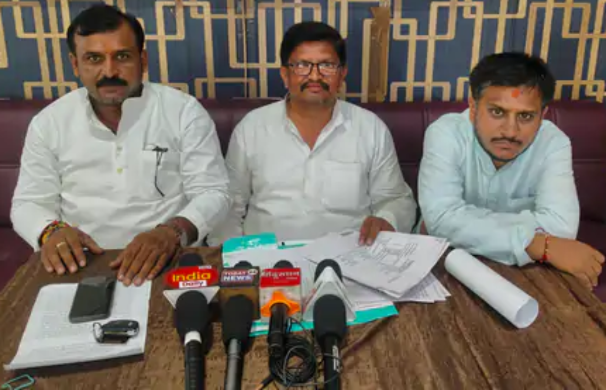 District President Ashok Dangi accused of implicating workers in Datia