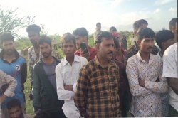 Rajasthan: बरसाती पानी से भरी माइंस में डूबने से 4 बच्चों की मौत, मासूमों से
लिपटकर फूट-फूटकर रोए माता-पिता - image