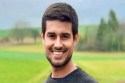 Dhruv Rathee’s Viral Independence Day Wakeboarding Stunt: AI-Generated or Real?