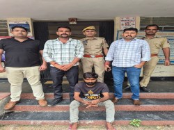 गांजा तस्कर गिरफ्तार, 4 किलो गांजा बरामद - image