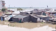 ganga water release UP flood 60 villages crops damage