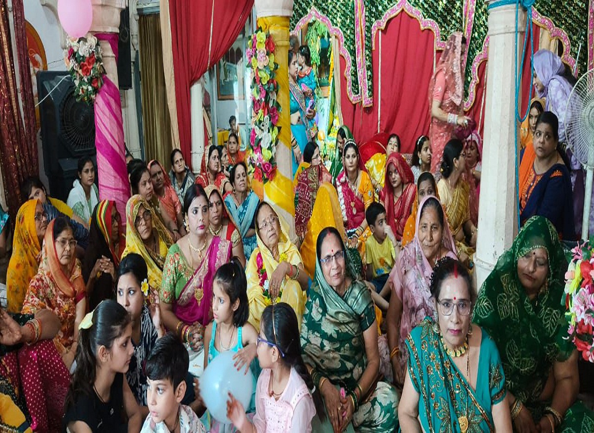 नन्द के आनन्द भयो जय कन्हैया लाल की….