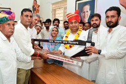 ‘देश के लिए कांग्रेस का मजबूत होना आवश्यक’, डोटासरा ने केंद्र सरकार पर साधा
निशाना; बोले- ‘तानाशाही शासन चल रहा है’ - image