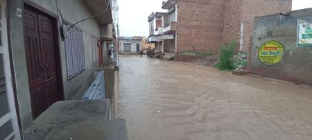 हनुमानगढ़ जिले में तेज बारिश, स्कूलों में अवकाश घोषित