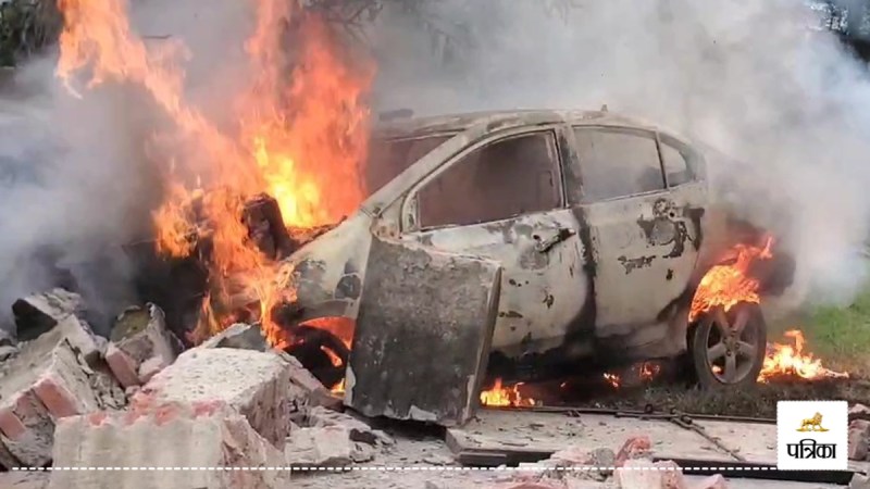 honda city car accident teenager killed fire incident up