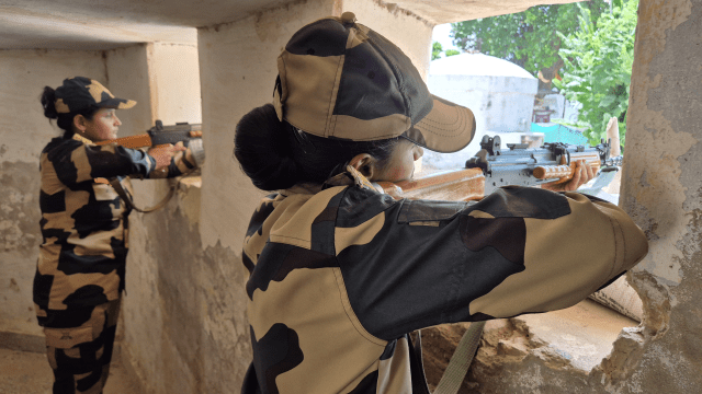 BSF women soldiers rakhi