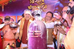 Kanwar Yatra: मुख्यमंत्री विष्णुदेव साय ने किया भगवान शिव का रुद्राभिषेक, प्रदेश
की खुशहाली की कामना की - image