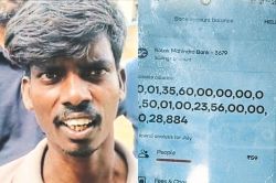 राजस्थान में यहां रातों-रात मजदूर के हाथ लगा कुबेर का खजाना! गूगल भी नहीं गिन पा
रहा पैसा - image